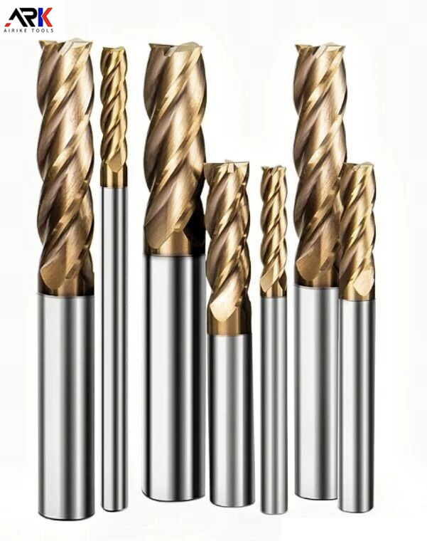 Skal jeg vælge et enkelt- eller trekantet affasningsværktøj? Hvilken klarer sig bedre?